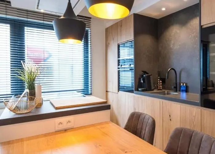 Ter Streep Suite 1